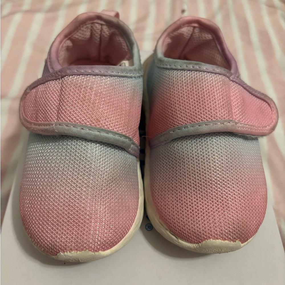 Used Carter's Toddler Girls' Athletic Shoes, Size: 6 T, color: multi